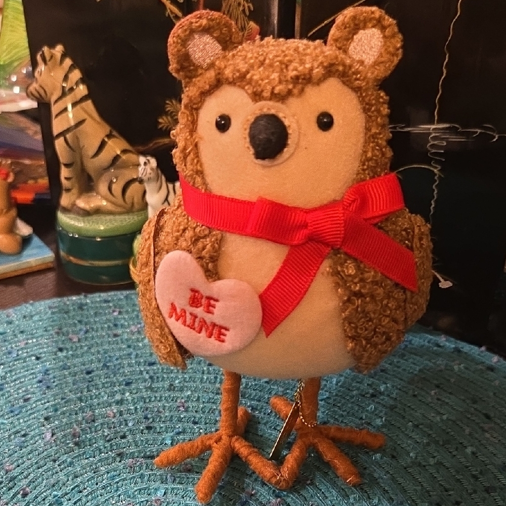 Spritz Brown and Red Owl Decor